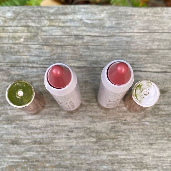 New Two (2) DOLL 10 Lip Crayon "Start Living" Full Size. Makeup Lipstick Beauty - Picture 5 of 12